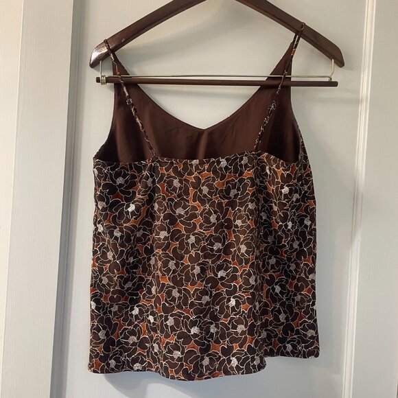 Banana Republic Silky Classic Camisole Size XS Brown and Rust Flowers - Picture 4 of 5